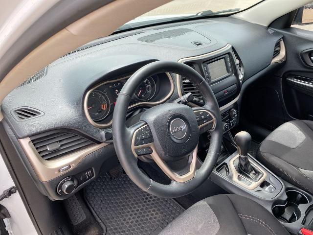 2014 Jeep Cherokee Sport