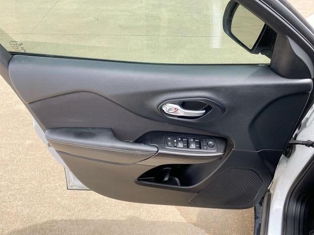 2014 Jeep Cherokee Sport