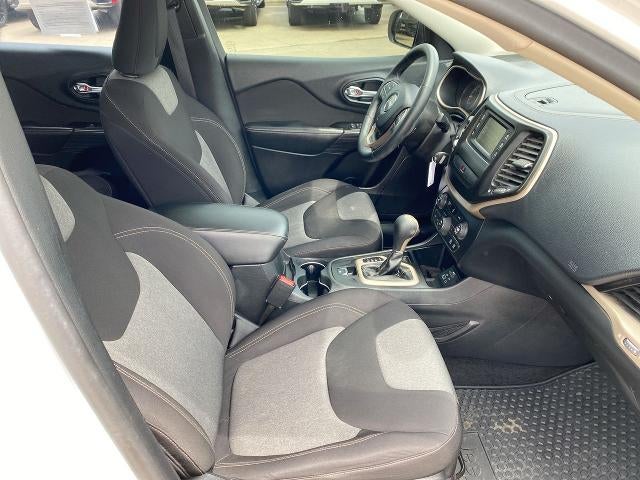 2014 Jeep Cherokee Sport