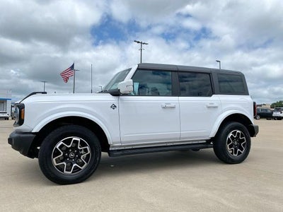 2024 Ford Bronco Outer Banks
