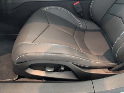 2025 Chevrolet Corvette E-Ray 1LZ