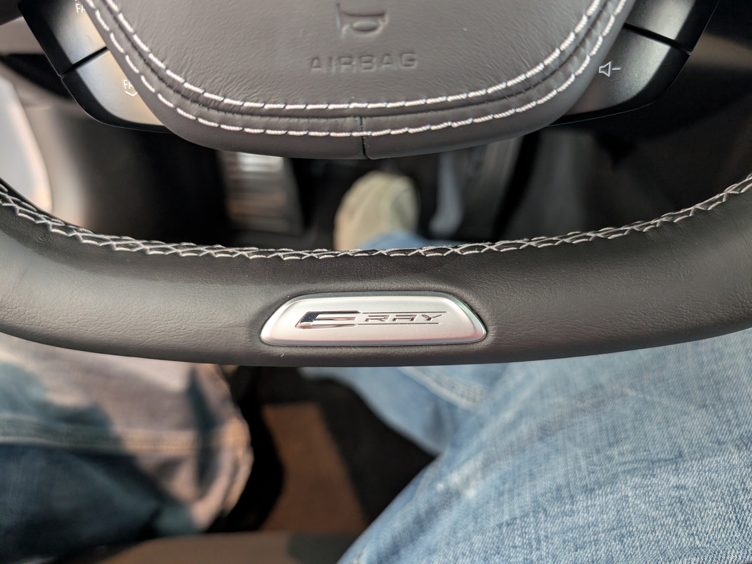 2025 Chevrolet Corvette E-Ray 1LZ