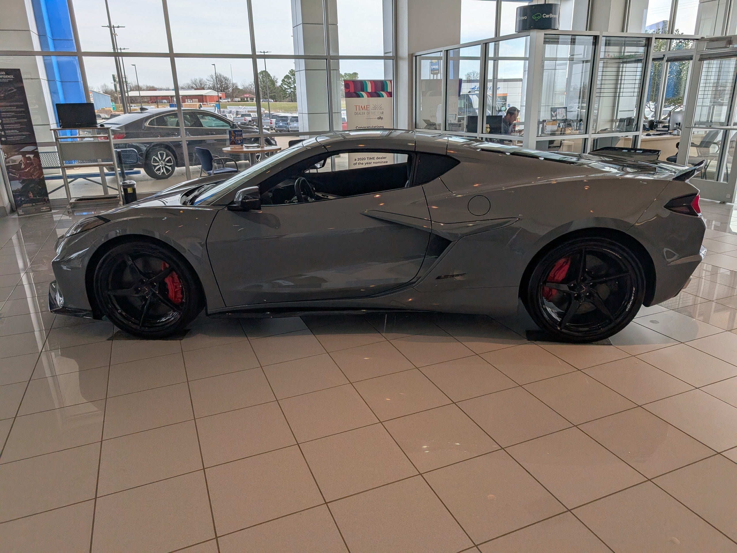 2025 Chevrolet Corvette E-Ray 1LZ