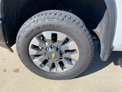 2025 Chevrolet Silverado 2500 HD Custom