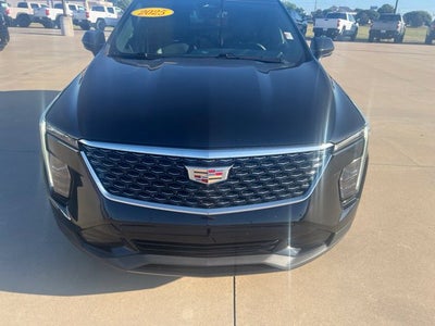 2025 Cadillac XT4 Premium Luxury