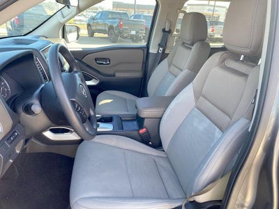 2023 Nissan Frontier Crew Cab SV 4x2