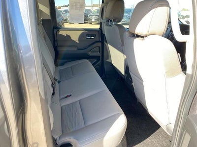 2023 Nissan Frontier Crew Cab SV 4x2