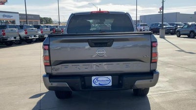 2023 Nissan Frontier Crew Cab SV 4x2