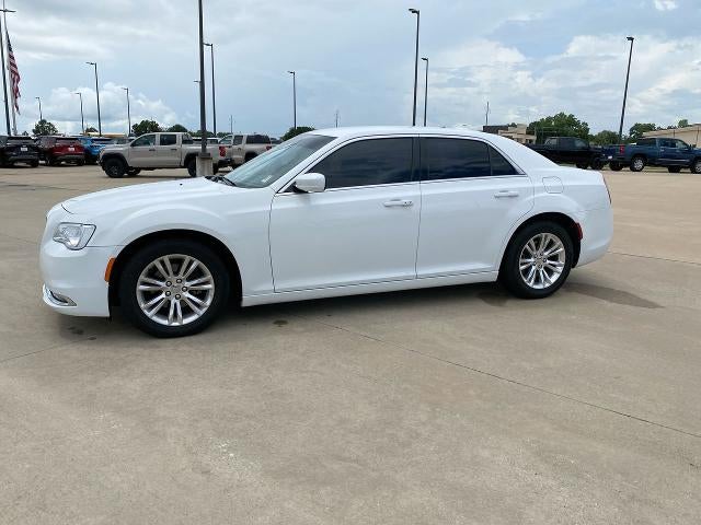 2021 Chrysler 300 Touring