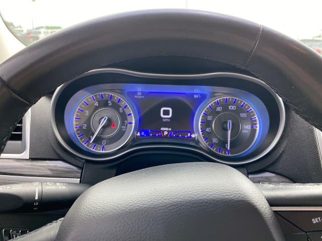 2021 Chrysler 300 Touring