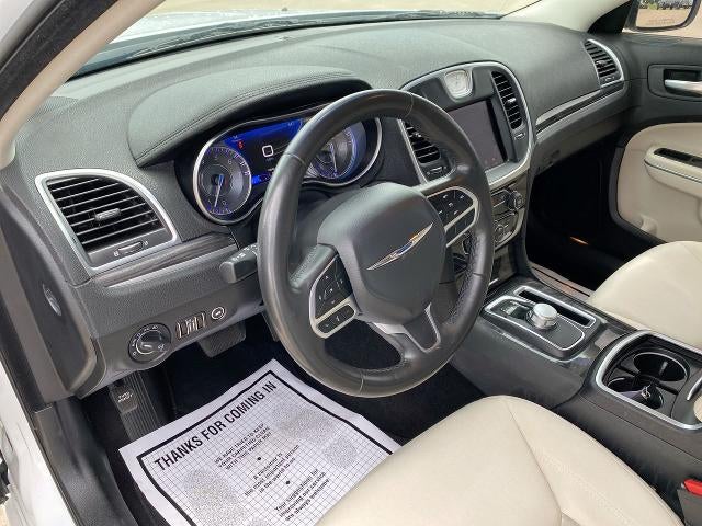 2021 Chrysler 300 Touring