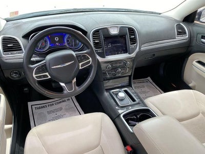 2021 Chrysler 300 Touring
