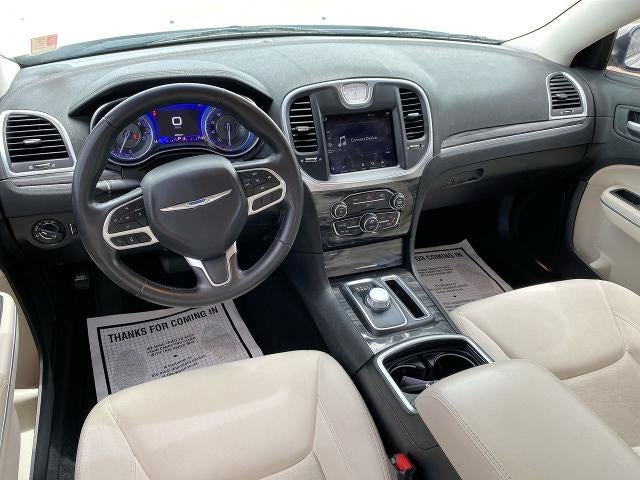 2021 Chrysler 300 Touring