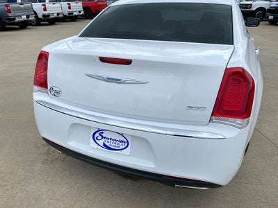 2021 Chrysler 300 Touring