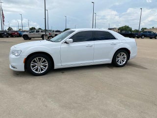 2021 Chrysler 300 Touring