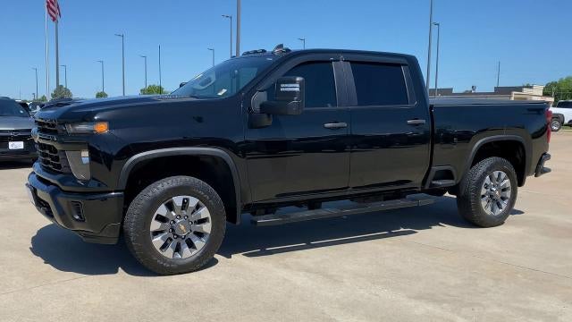 2024 Chevrolet Silverado 2500 HD Custom