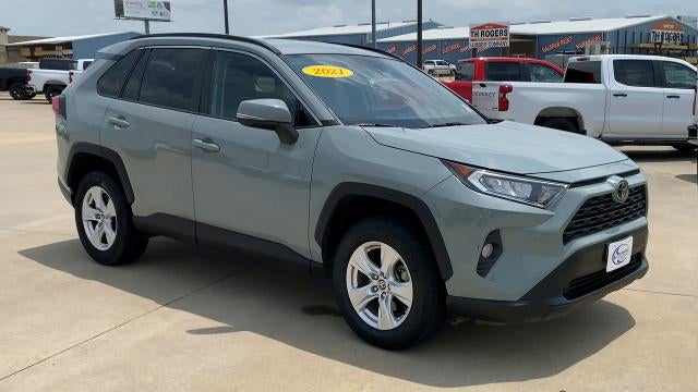 2021 Toyota RAV4 XLE