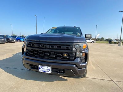 2023 Chevrolet Silverado 1500 Custom