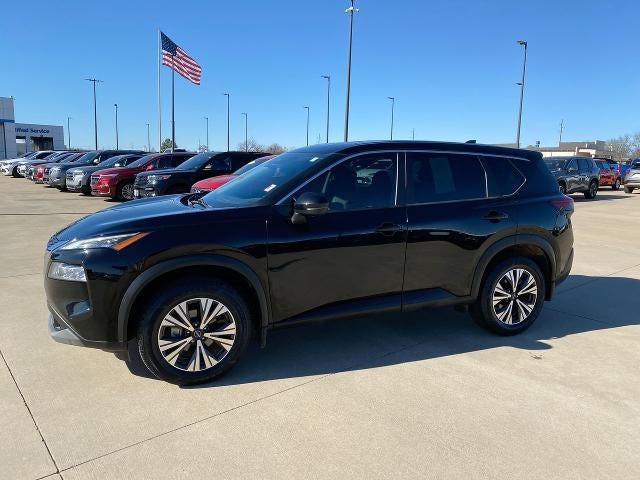 2022 Nissan Rogue SV FWD