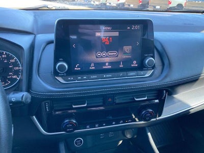 2022 Nissan Rogue SV FWD