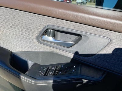 2022 Nissan Rogue SV FWD