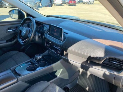 2022 Nissan Rogue SV FWD