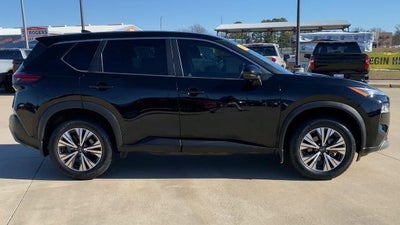 2022 Nissan Rogue SV FWD