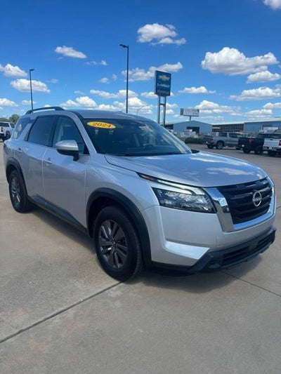 2024 Nissan Pathfinder SV