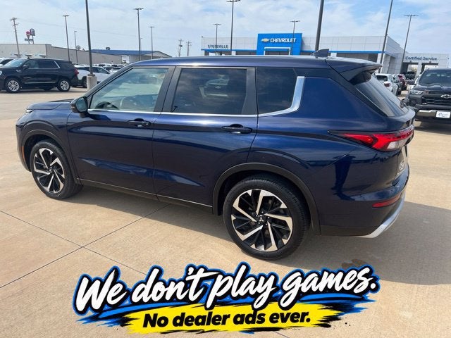 2024 Mitsubishi Outlander SE