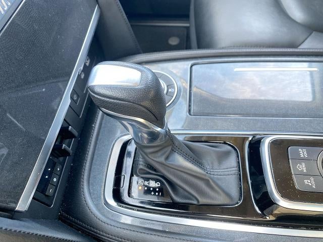 2023 Nissan Armada SV