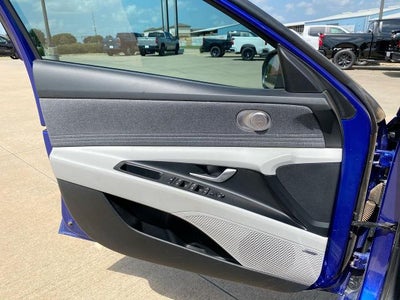 2024 Hyundai Elantra Limited